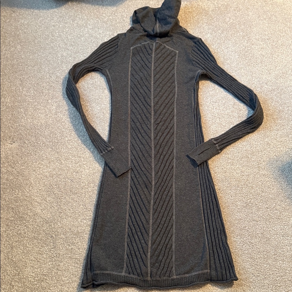 Athleta Gray Hooded Sweater Dress - Picture 5 of 5